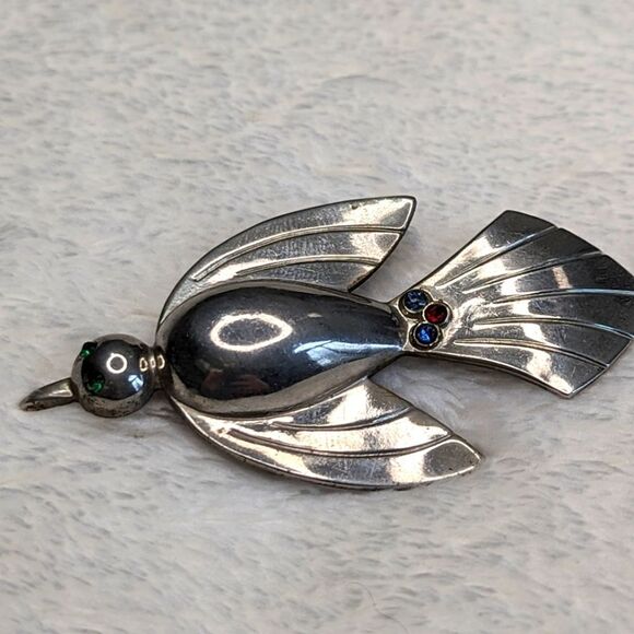 Vintage Rare Coro Swallow Bird Brooche w/ Rhinestone Accents - Picture 8 of 13